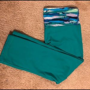 Lululemon Wunder Under Crops